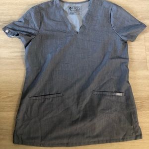 FIGS size small casma top